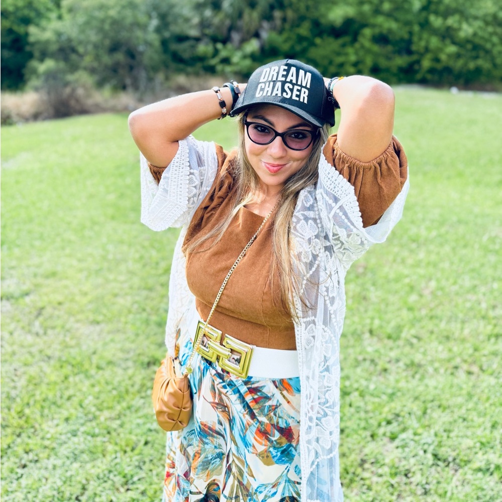 🔥 HOLYFLIPINMOMMA IS LIVE RIGHT NOW! Hurry don’t miss the DEALS and FUN🔥 - Picture 15 of 17